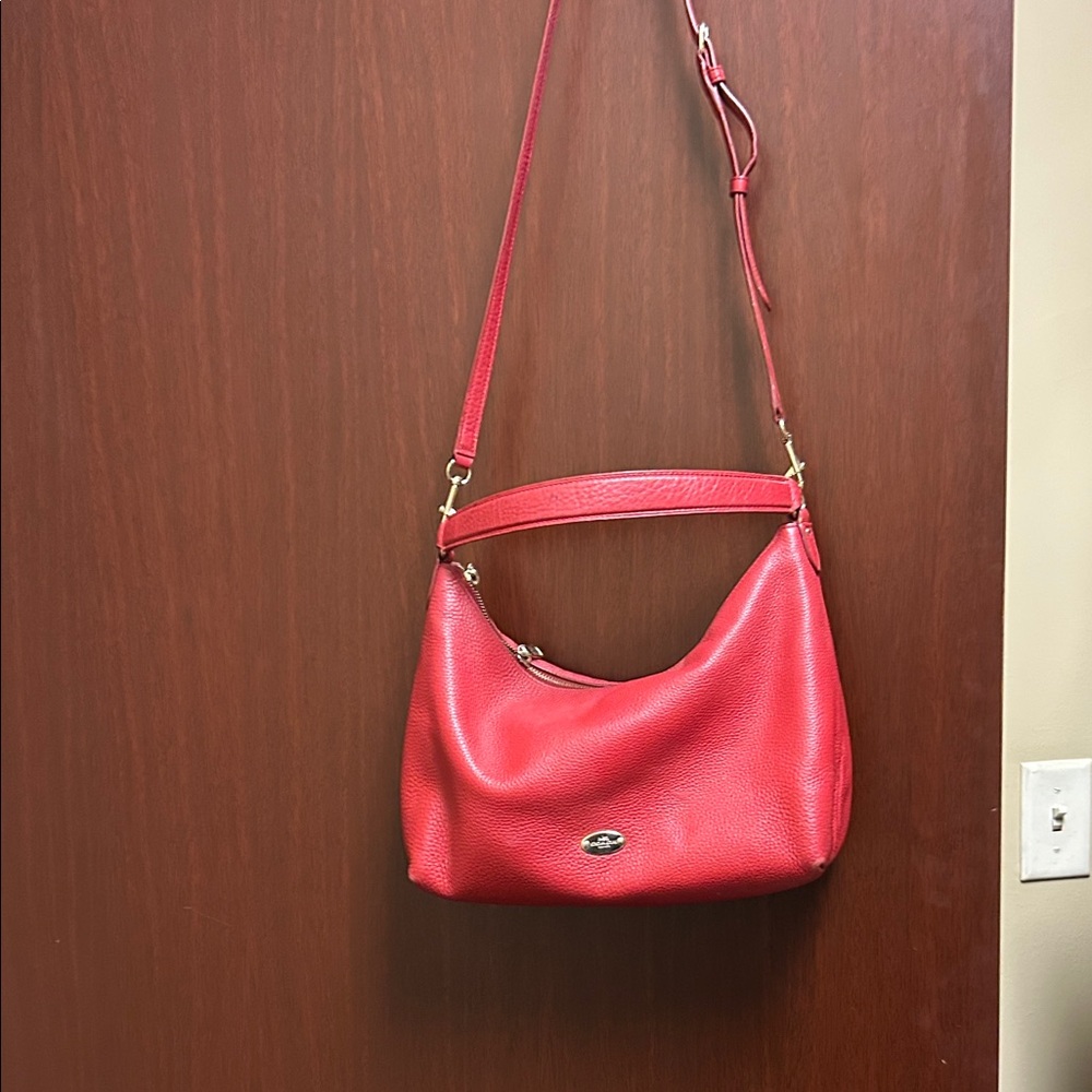 Vintage Coach Red Pebbled Leather Shoulder Bag with Adjustable Strap
